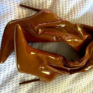 Steve Madden Vivee Thigh-high Boots in Cognac